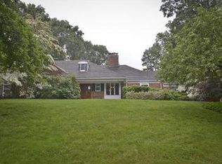 39 Rolling Hill Dr, Morristown, NJ 07960