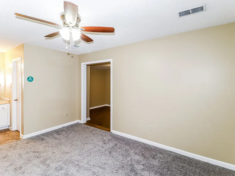 5711 Redford Ave — Photo 10