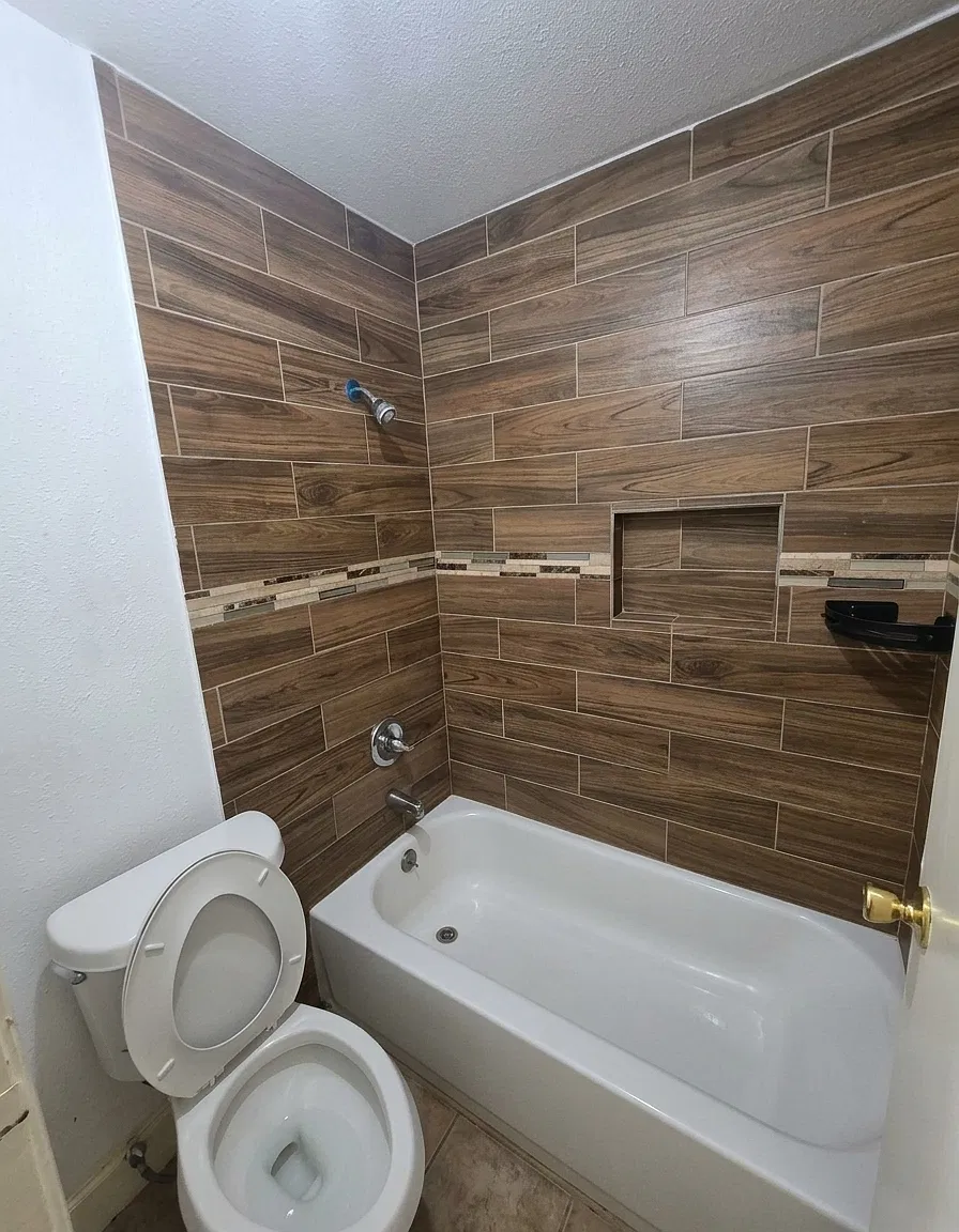 2 bed, 1002 sqft, $1,100 — Photo 2