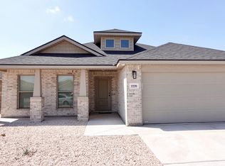 2220 Goldfinch Rd, Midland, TX 79705