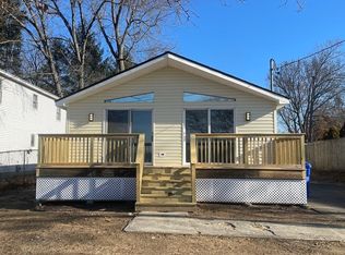 133 Pine Grove St, Springfield, MA 01119