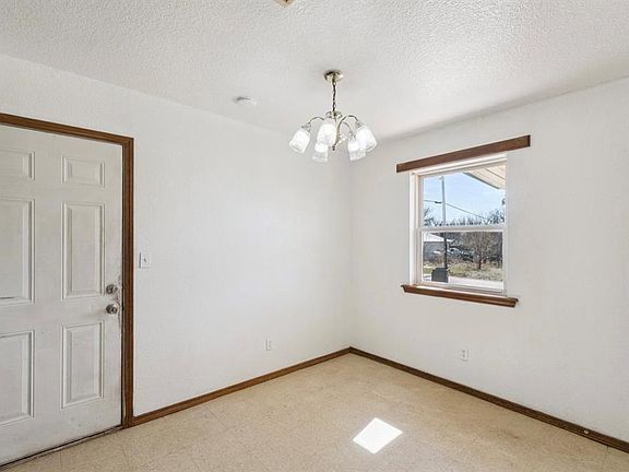 5th image of 408 E Salter St