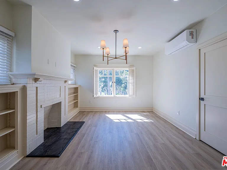 216 N Catalina Ave #216B — Photo 9