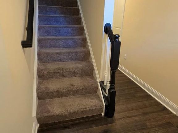 3rd image of 7016 Ventfield Way