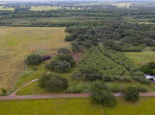 769 Rice Davis Rd, Yoakum, TX 77995