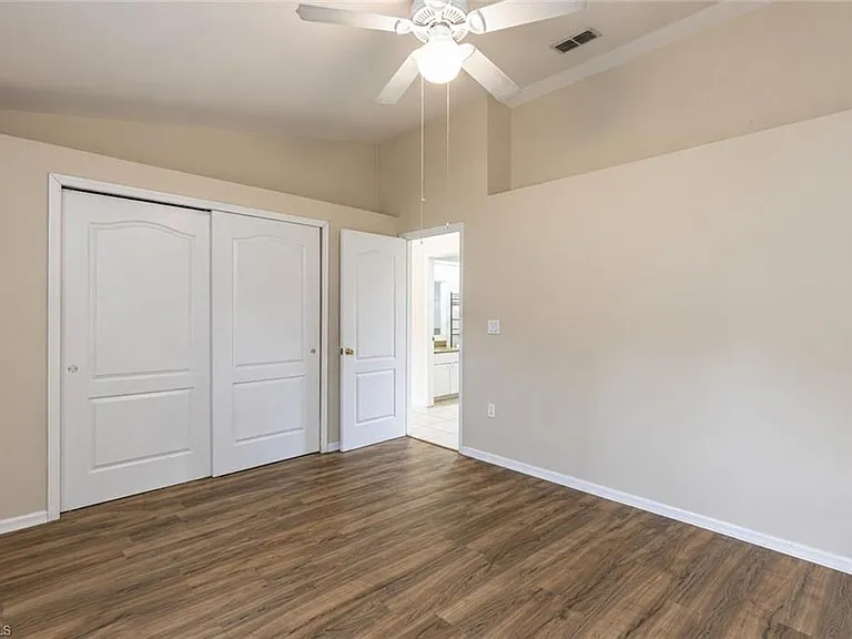 9084 Caloosa Rd — Photo 23
