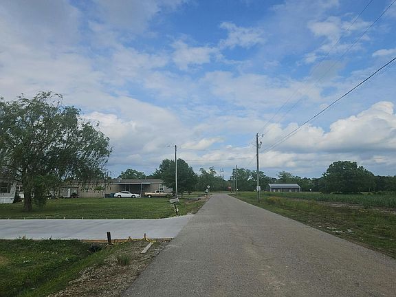 4th image of 1014 Stanley Robert Rd