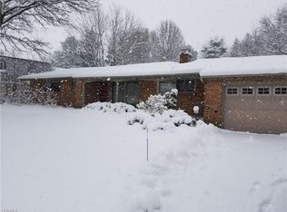 25460 Bryden Rd, Beachwood, OH 44122