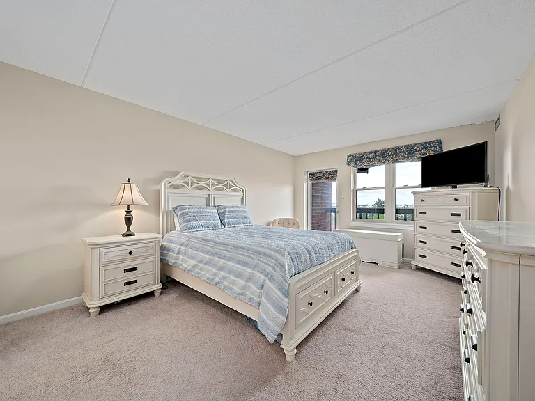 155 George Washington Blvd #306 — Photo 19