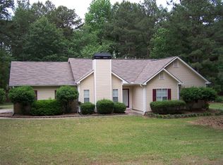 119 Paces Landing Dr, Newnan, GA 30263