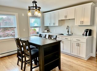 71 Yeoman Ave, Cranston, RI 02920