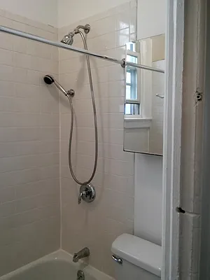 Rented by Sally Raia LLC | media 33