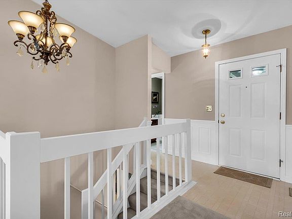 5th image of 28046 Dowland Ct
