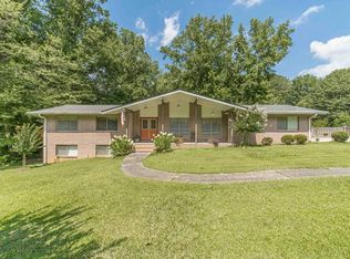 1655 Highpoint Rd, Snellville, GA 30078