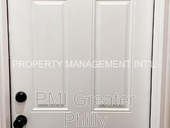 3rd image of 521 W Westmoreland St Floor 2