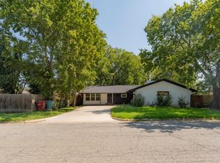 1103 N Grant Dr, Sherman, TX 75092