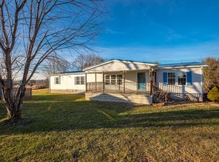 459 Buffalo View Rd, Hillsville, VA 24343