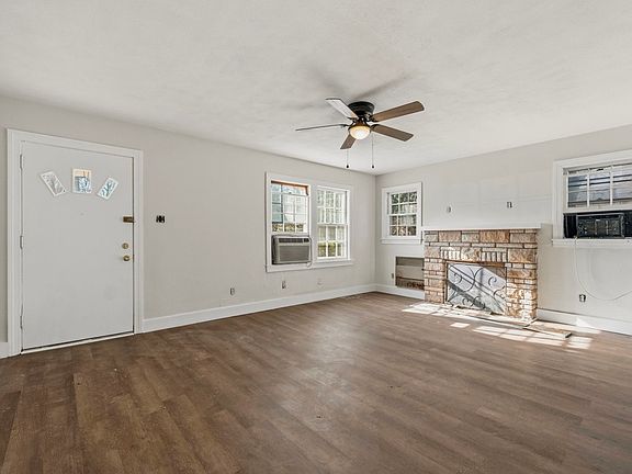 5th image of 810 Old Fort Ave