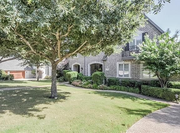 2nd image of 727 Winding Bend Cir