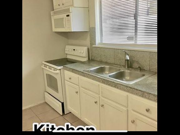 5th image of 13339 El Charro St