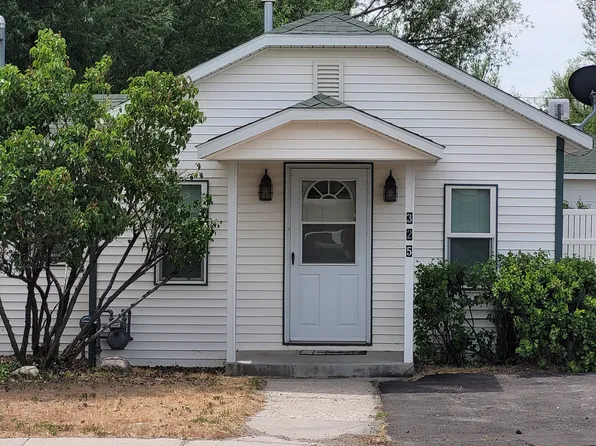 325 W 2nd St, Mountain View, WY 82939