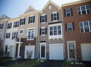 820 Savile Row Ter, Purcellville, VA 20132