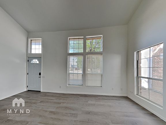 5th image of 1616 Beach Ln