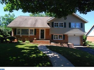 522 Snyder Rd, Reading, PA 19609