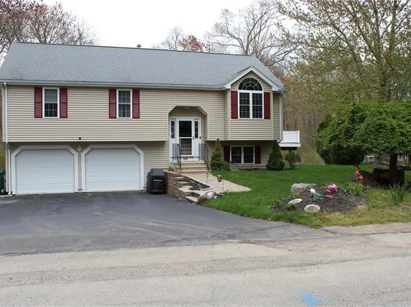 675 Thacher St, Attleboro, MA 02703