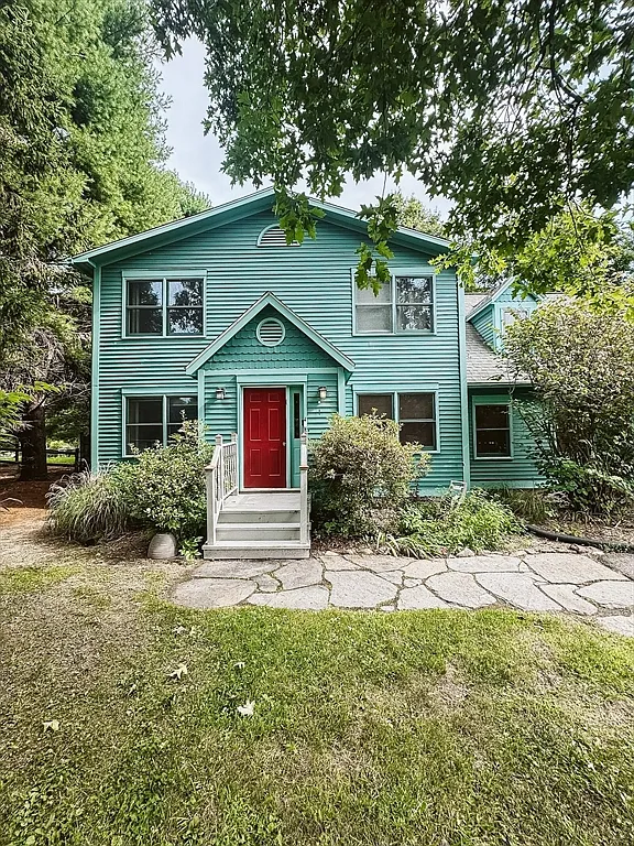 1 bed, 1.0 bath, 840 sqft, $1,750 — Photo 1