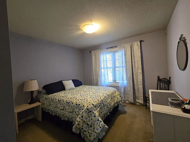 582 State St #1 — Photo 9