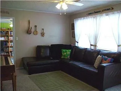 4721 Sherbrooke Rd photo 1
