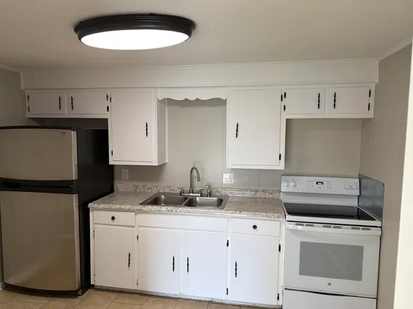 116 Bayberry St APT 2, Greeneville, TN 37743