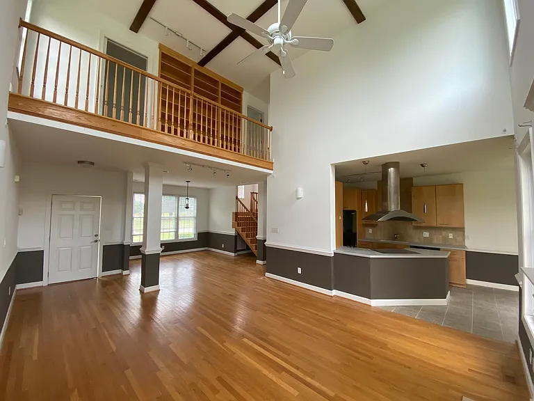 1021 Rolling Farm Dr — Photo 7