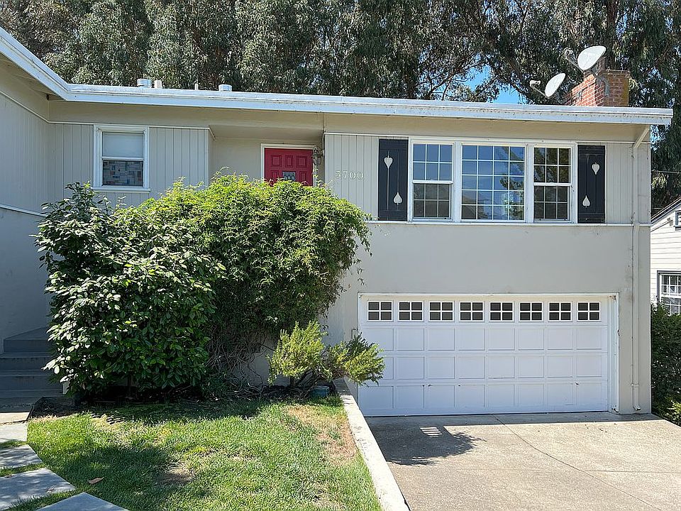 1st image of 3700 Fernwood St