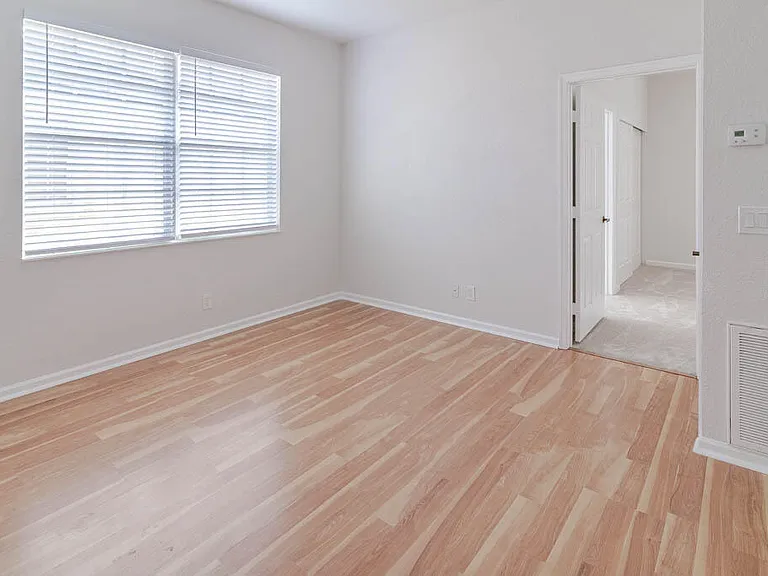 356 SE Bloxham Way — Photo 24