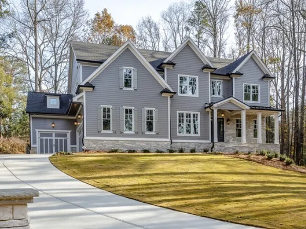 5069 Hidden Branches Dr, Atlanta, GA 30338