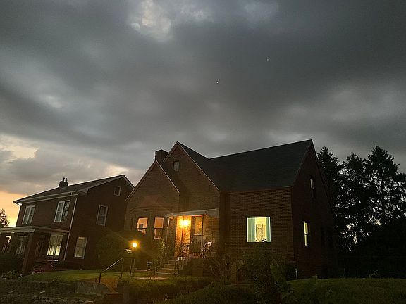4th image of 1063 29th St