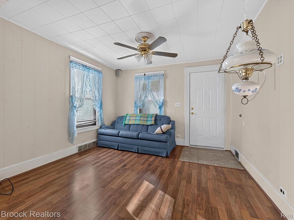 36 W Brickley Ave, photo 8