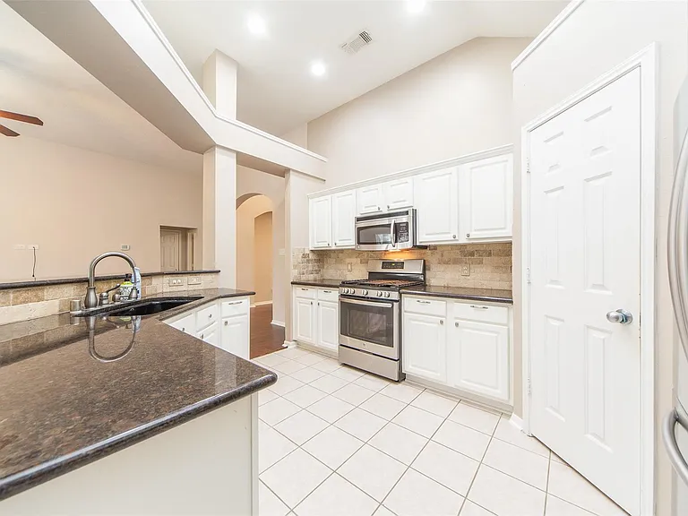 3114 Glenwood Dr — Photo 14