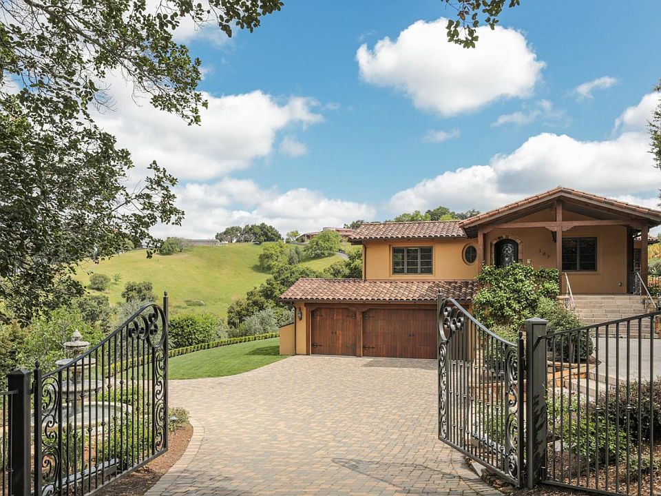 1st image of 107 Drysdale Dr