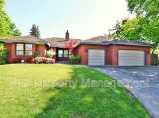221 Audubon Cir, Sacramento, CA