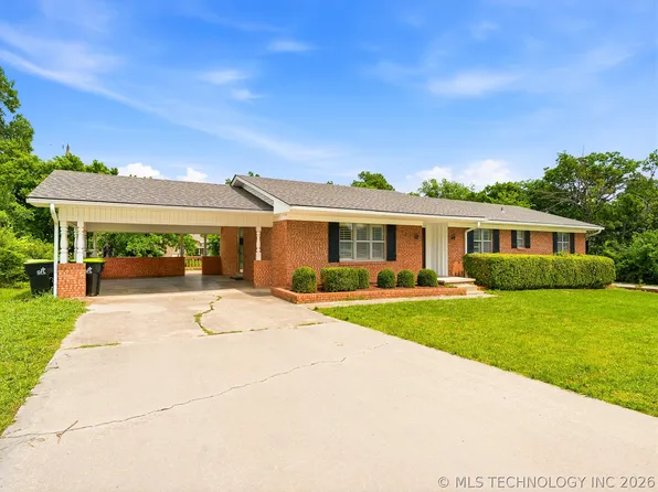 522 S Country Club Rd, Ada, OK 74820