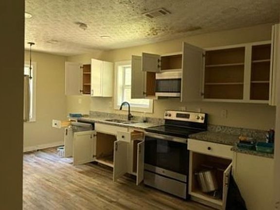4th image of 148 Alfred Ln