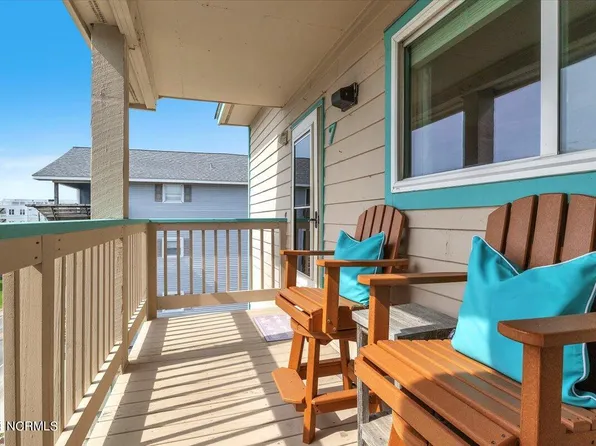 601 Canal Drive Unit 7, Carolina Beach, NC 28428