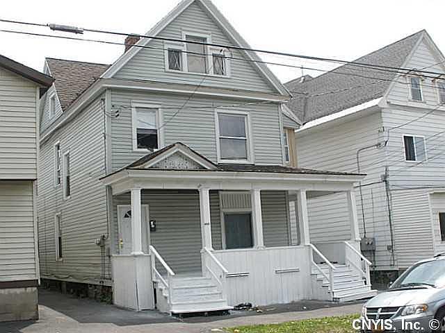 1st image of 623 Park St