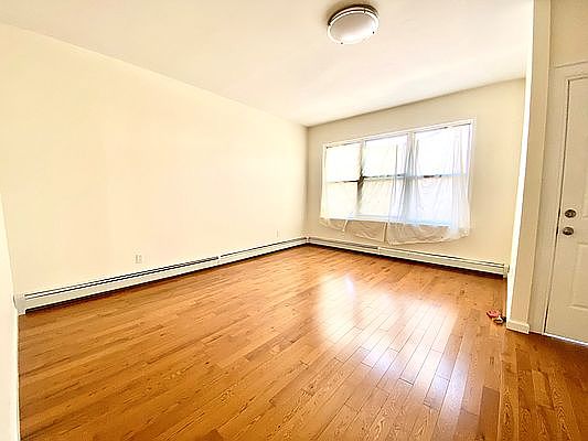 3rd image of 8693 15th Ave Floor 1