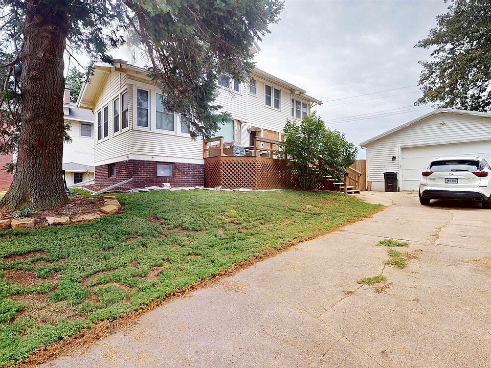 1st image of 409 N Davis Ave