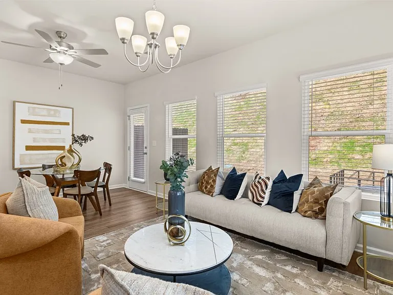 4270 Notting Hill Dr SW — Photo 18