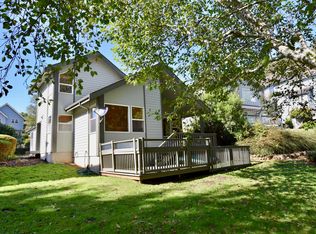 412 Combs Cir, Yachats, OR 97498